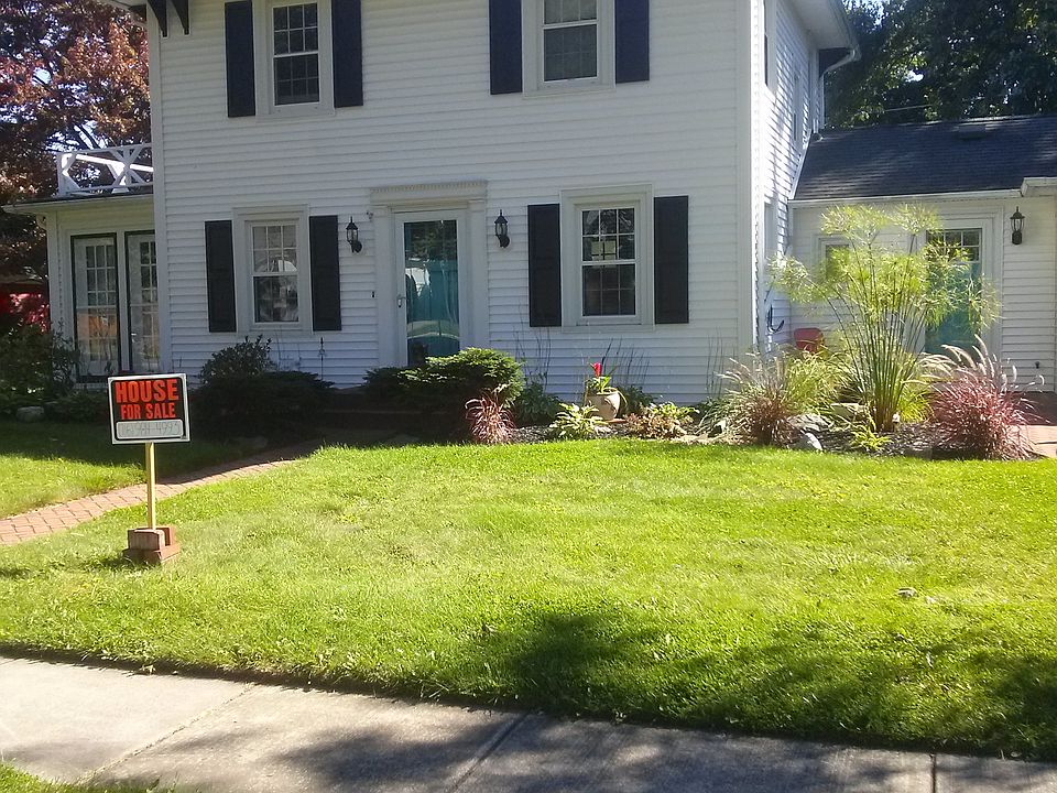 1st image of 106 Ambleside Dr