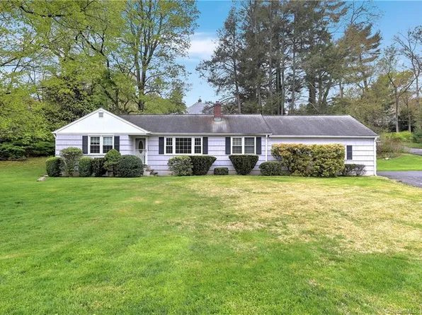 1452 High Ridge Road, Stamford, CT 06903