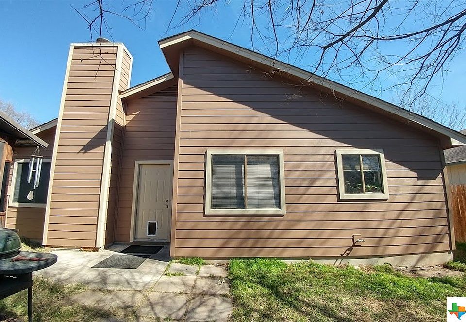 2nd image of 1417 Alma Dr
