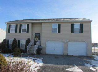 9 Glenview Dr, Dillsburg, PA 17019