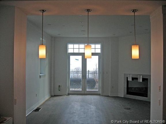 3rd image of 400 E Capital Park Blvd #102