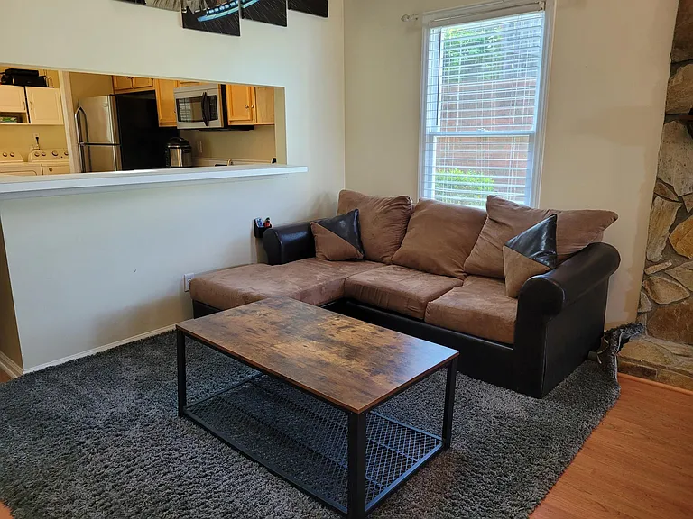 3233 D Cypress Park Rd — Photo 7