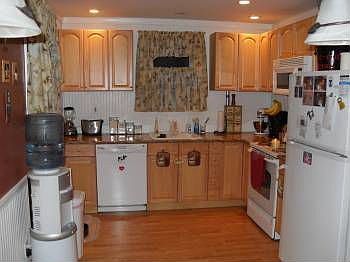 2nd image of 111 W Reamer Ave