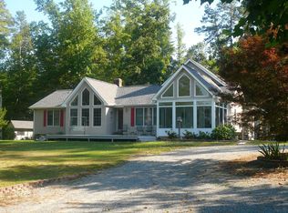 12259 Harcum Rd, Gloucester, VA 23061