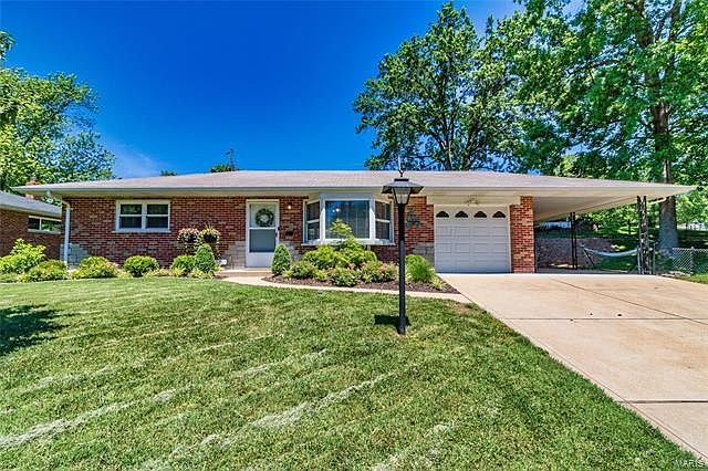 1st image of 10901 Oasis Dr