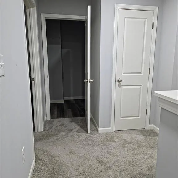 430 Village Creek Dr #B — Photo 14