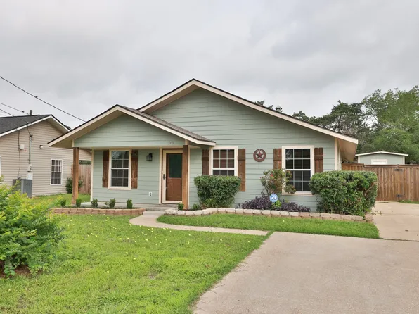 3000 Stevens Dr, Bryan, TX 77803