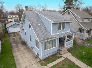 790 Oak Knoll Ave SE, Warren, OH
