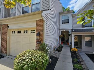 5723 High Tree Dr, Cincinnati, OH 45247
