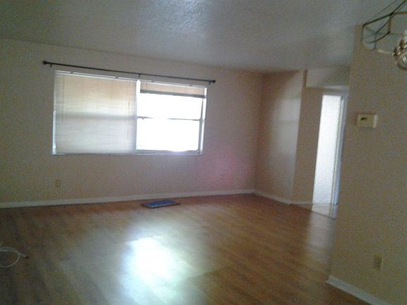 2nd image of 2706 Landmark Dr