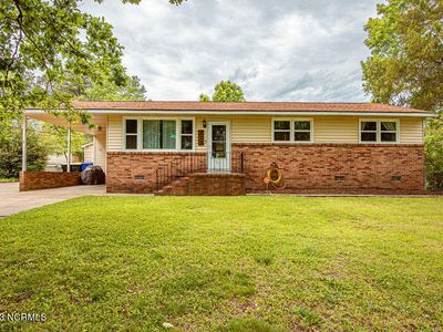 223 Regalwood Drive, Jacksonville, NC, 28546