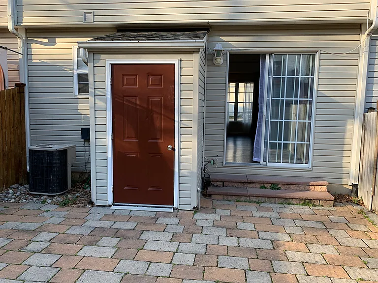 9528 Sea Gull Ct — Photo 17