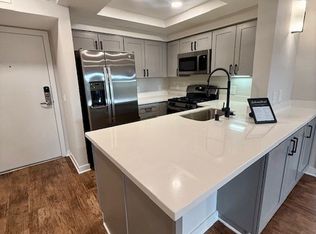 7661 Beverly Blvd #256, Los Angeles, CA 90036