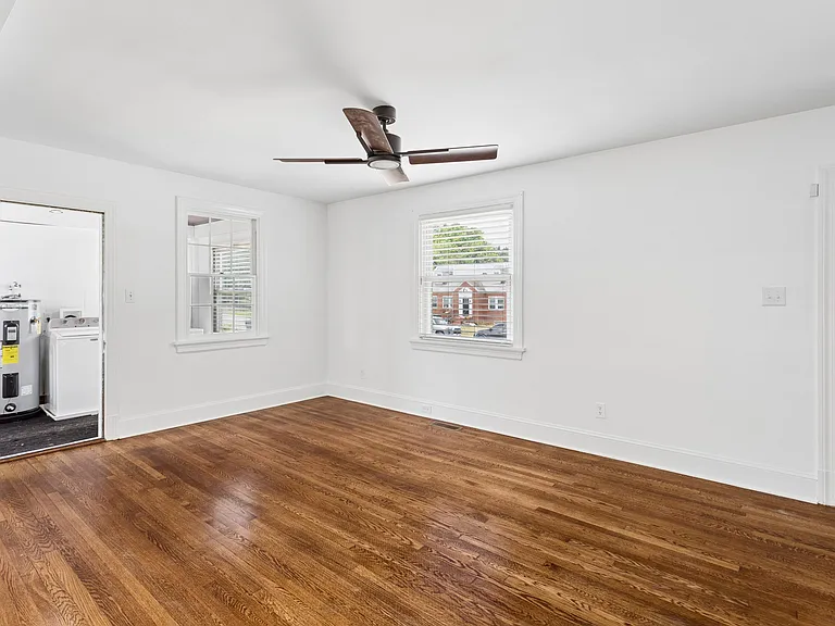 2307 Rawlings Ct — Photo 40