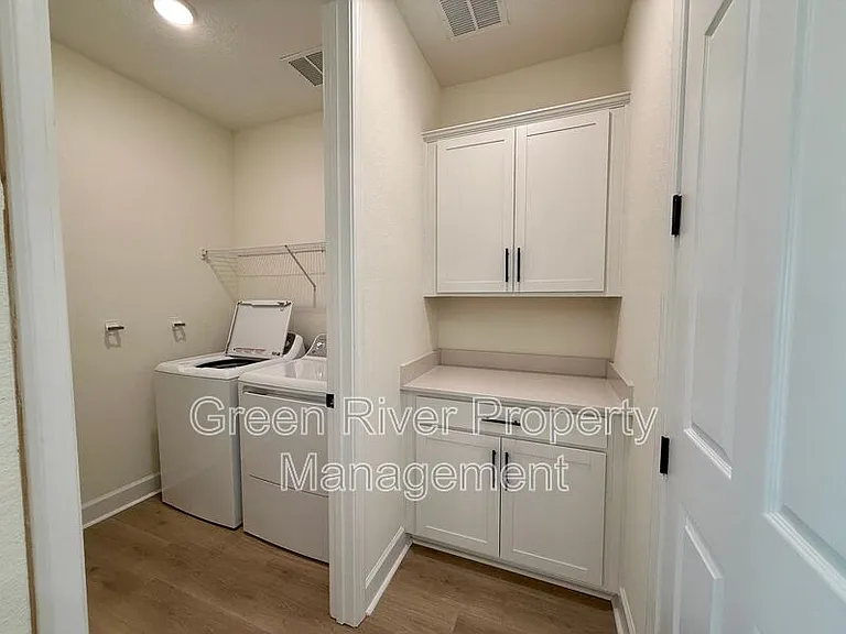 3435 Auvenshine Way — Photo 19