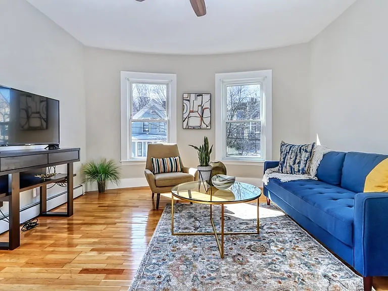 27 Emery St #2 — Photo 9