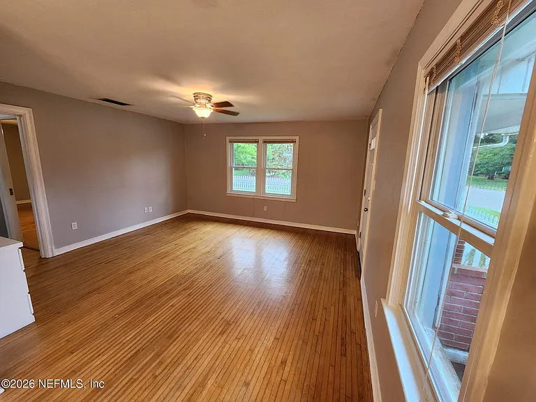 7 Arredondo Ave — Photo 4