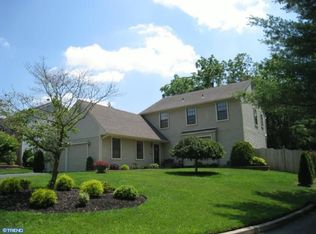 705 Sycamore Ct, Laurel Springs, NJ 08021