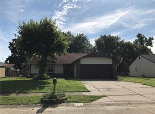 6855 Bannock Dr, Indianapolis, IN 46221