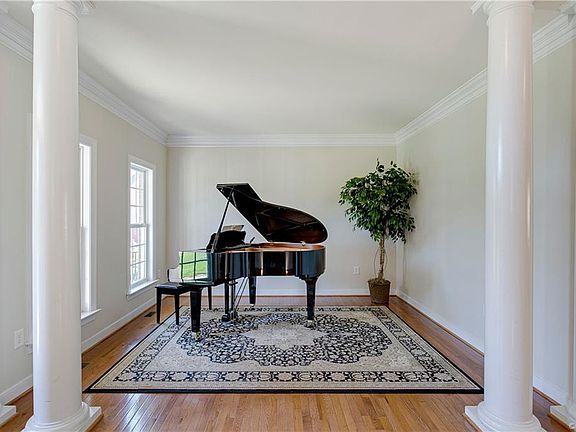 4th image of 11912 Blairmont Pl