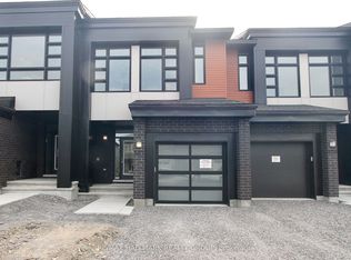 527 Triangle St, Ottawa, ON K2V 0M7