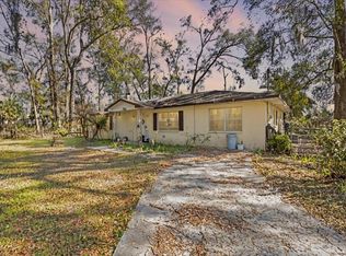 9950 SW 69th Ct, Trenton, FL 32693
