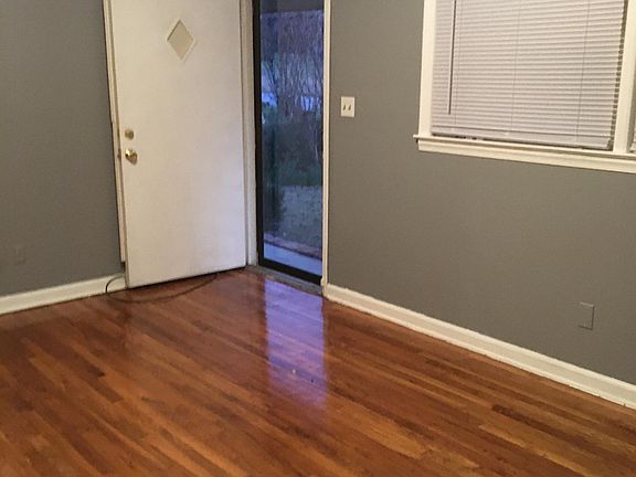 2nd image of 4937 Gardiner Dr