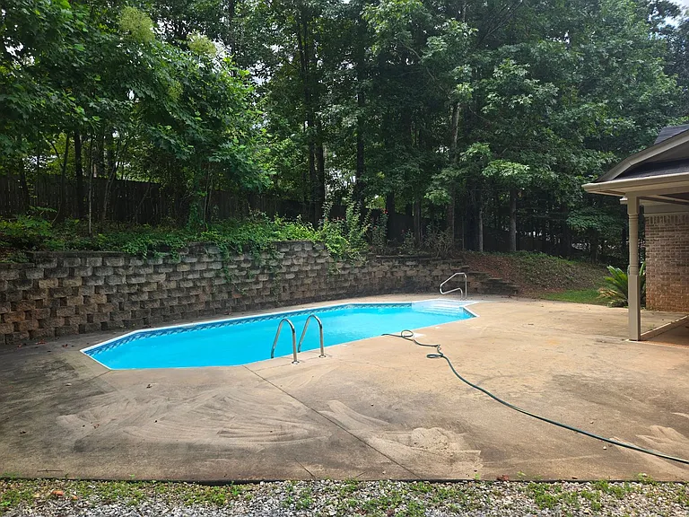 585 Cecily Dr — Photo 36