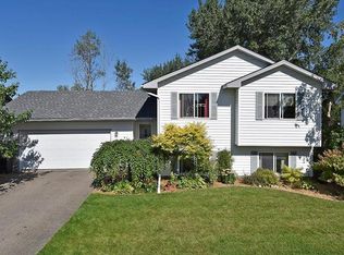 2308 Birn Hill Dr, Faribault, MN 55021