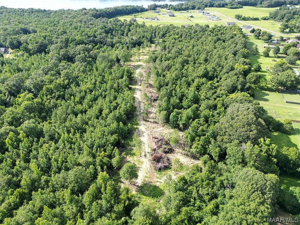 2nd image of 10700 Holtville Rd