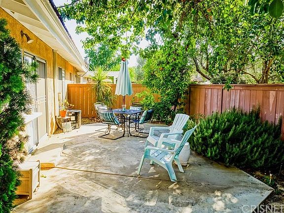 2nd image of 25567 Alicante Dr