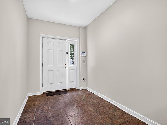 5th image of 100 Parker Ave Unit 23