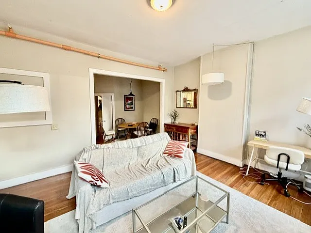 435 Hanover St #2C — Photo 4