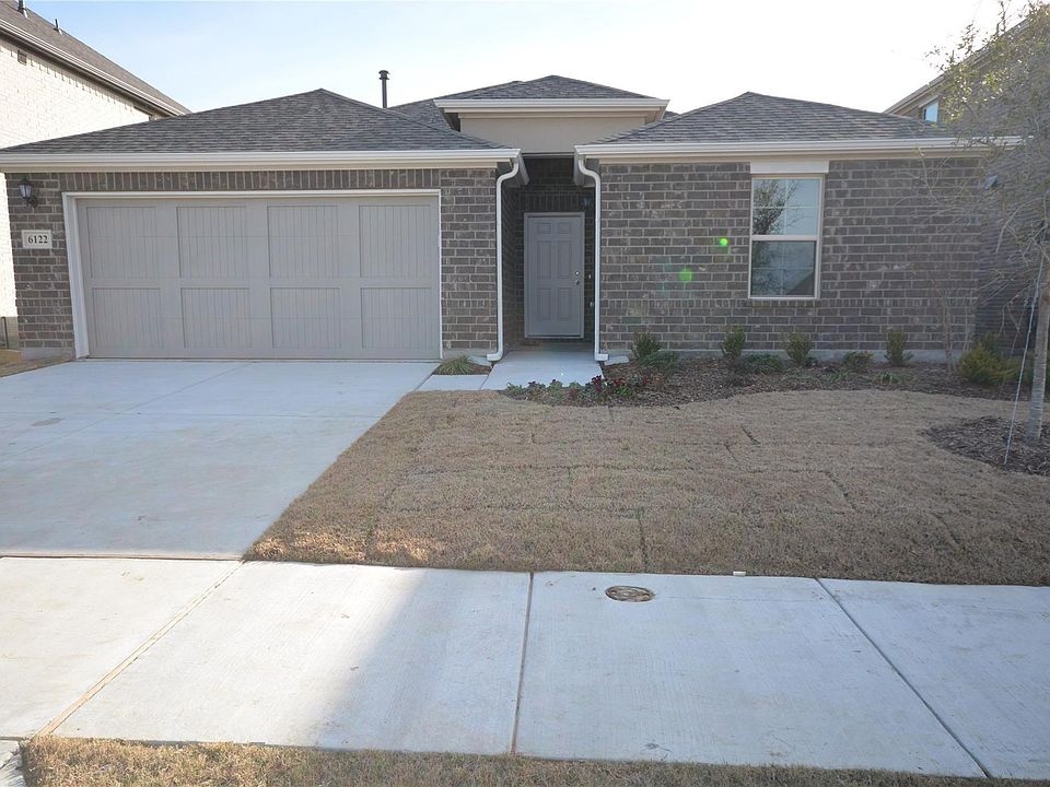 1st image of 6122 Heron Dr