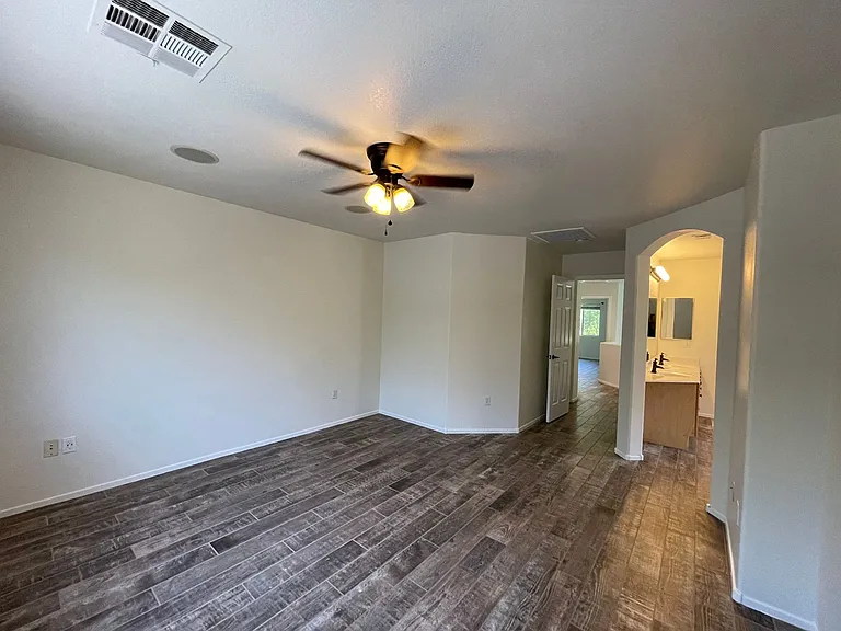 11016 Linden Leaf Ave — Photo 12