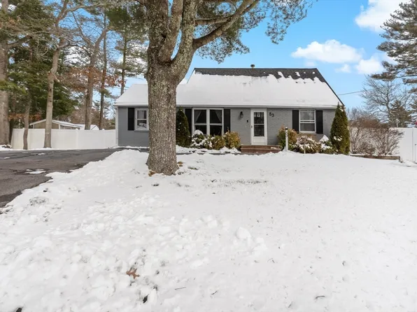 53 Dolan Cir, Taunton, MA 02780