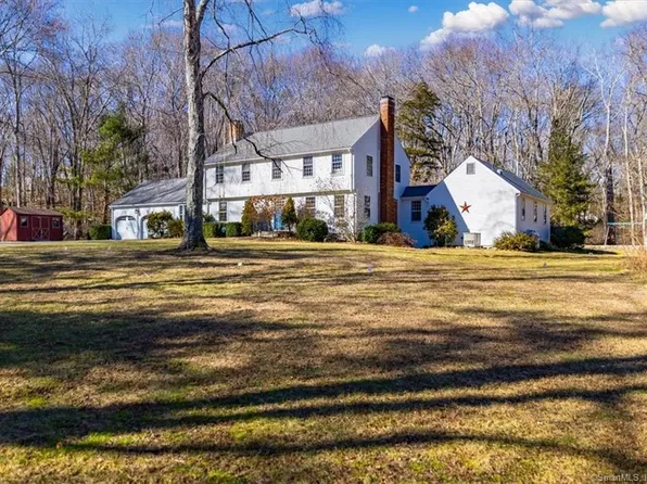 9 Landing Road, Old Lyme, CT 06371