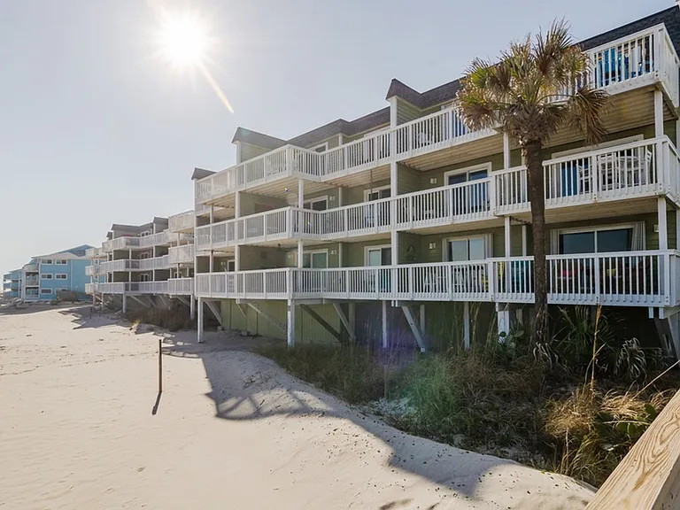 2102B Surfrider Ct — Photo 29