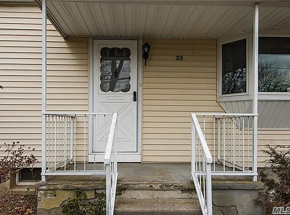 5th image of 23 Evergreen Ave