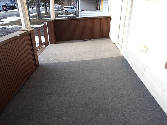 3rd image of 1149 Main St