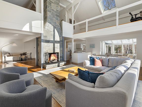 2nd image of 276 Wilcox Hollow Road