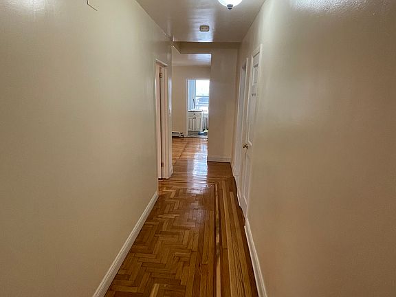 5th image of 1637 Mahan Ave Floor 1