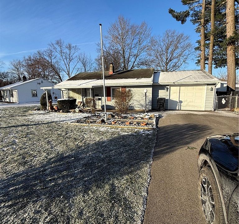 2nd image of 7366 Sierra Madre Trl