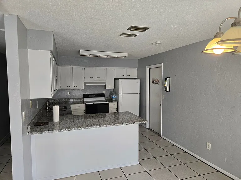 1573 S Boundary St — Photo 18