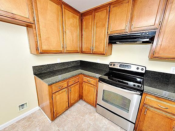 5th image of 21 Mallard Ct