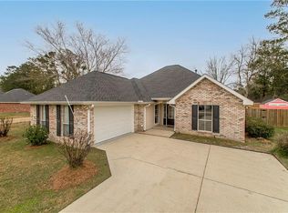 155 S Gate Dr, Ponchatoula, LA 70454