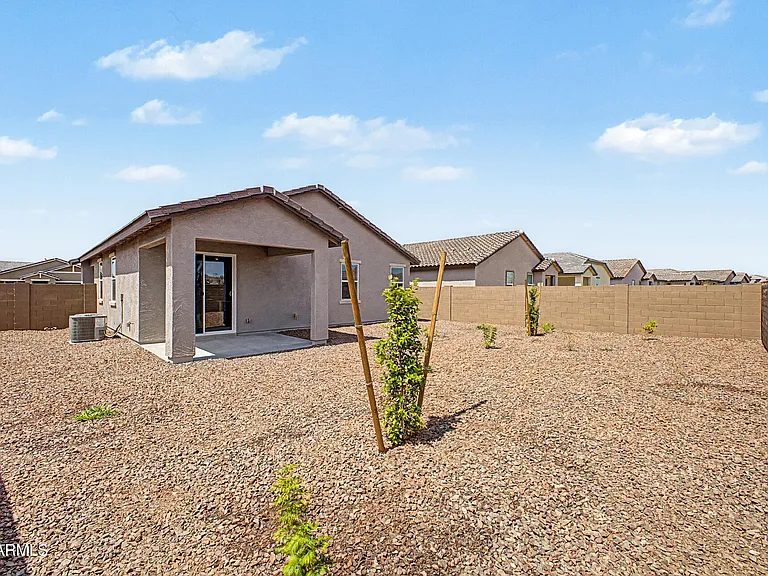 18732 W Maplewood Dr — Photo 27