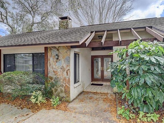 3rd image of 1944 Forest View Dr