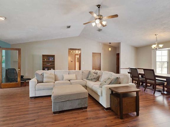 4th image of 2997 N Settlers Blvd