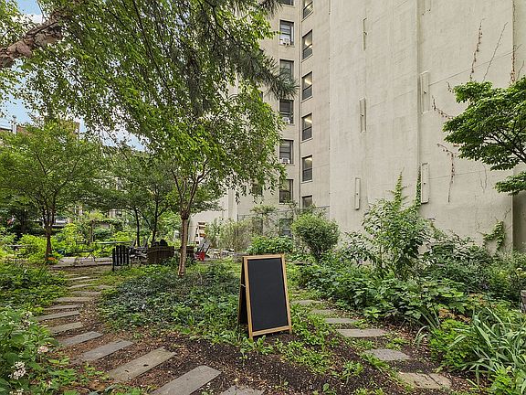 2nd image of 118 W 123rd St APT 74